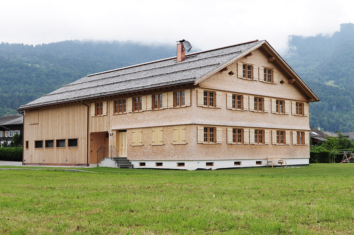 Wälderhaus mit Praxis Bezau